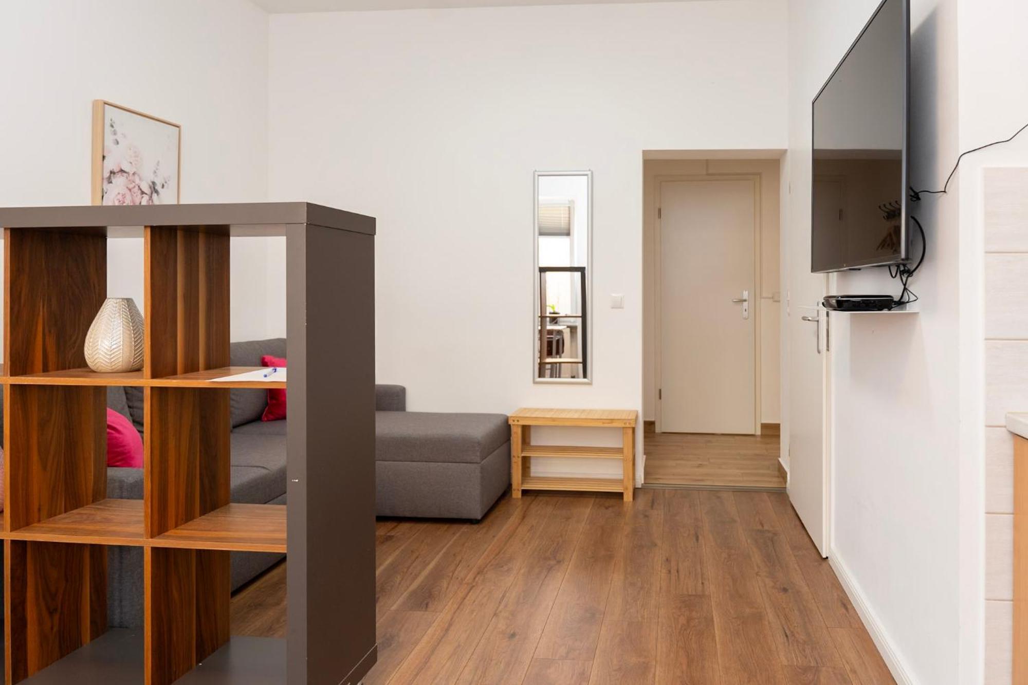 Cosy Nest - Apartment By Comfort Housing Falkensee Exteriör bild