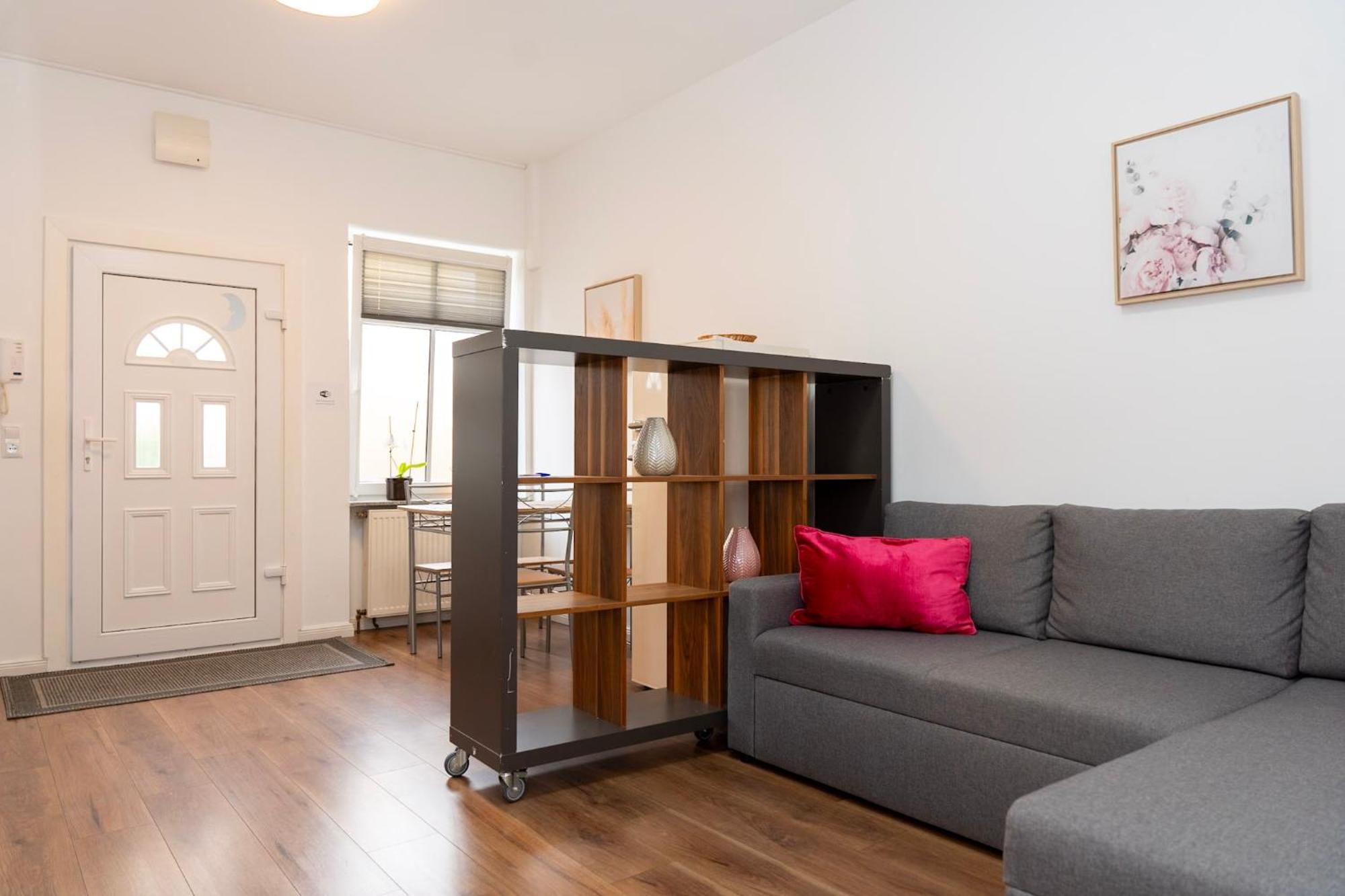 Cosy Nest - Apartment By Comfort Housing Falkensee Exteriör bild