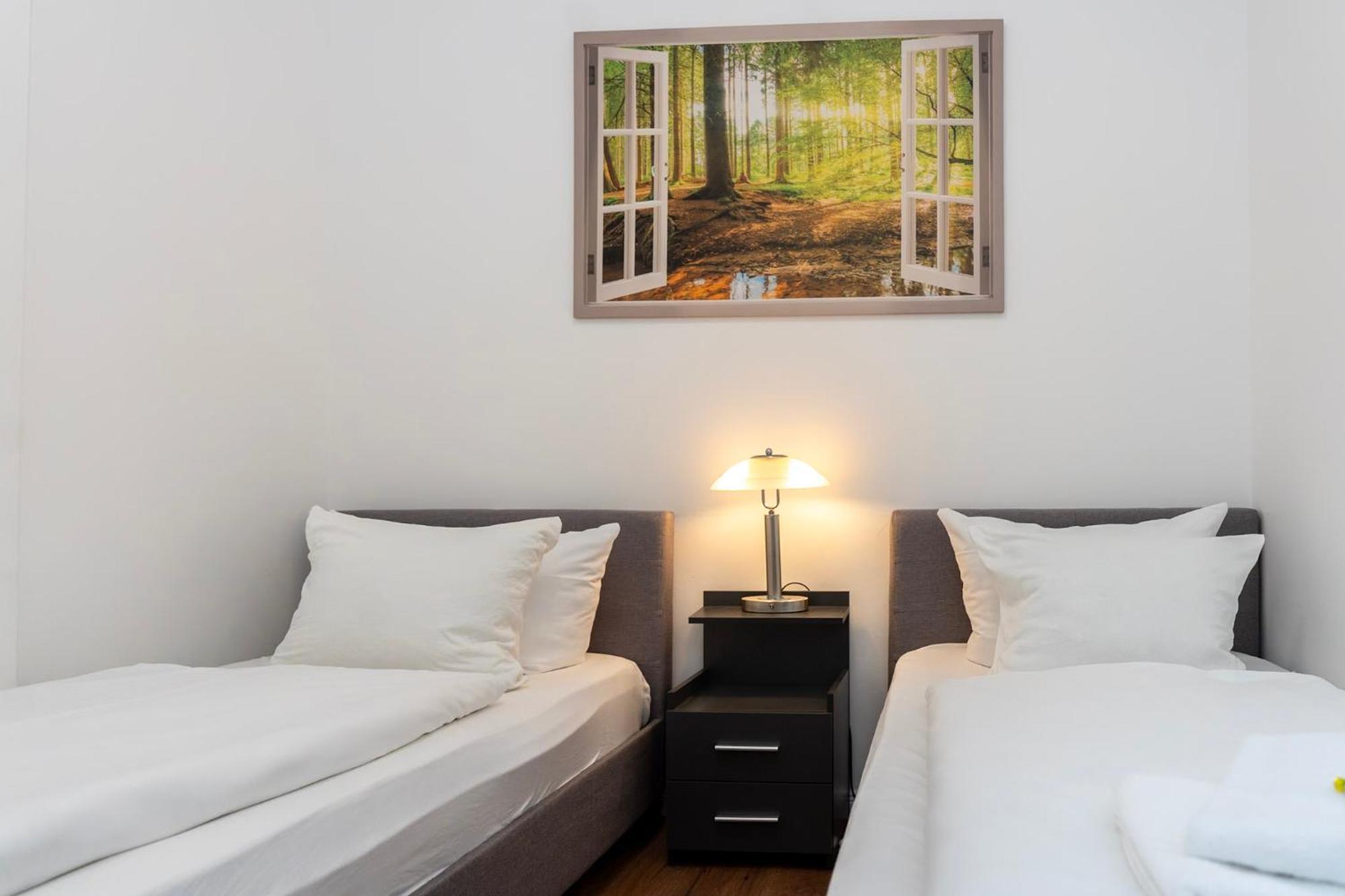 Cosy Nest - Apartment By Comfort Housing Falkensee Exteriör bild